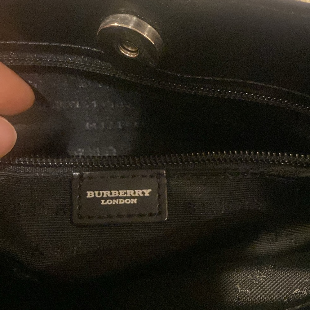 Burberry Nova Check Tote - Picture 7 of 10